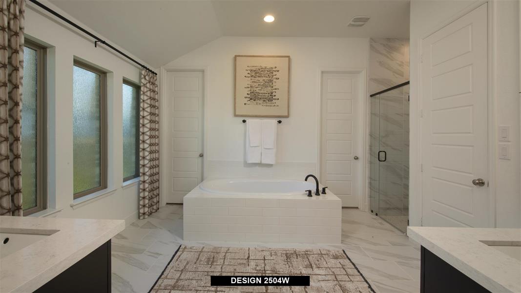 Design 2504W Bathroom